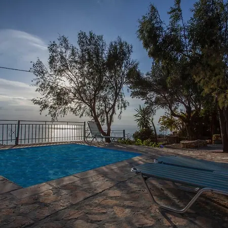 Country house Argyros House